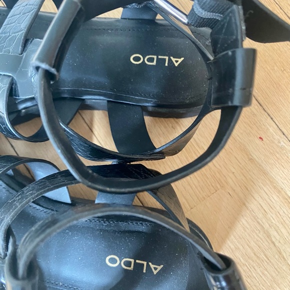 ALDO Faux Croc Chunky Gladiator Sandals - Picture 4 of 8